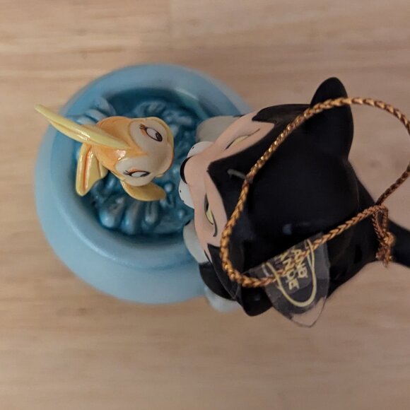 WDCC Figaro and Cleo ornament "Purrfect Kiss" from Pinocchio new in Box with COA - Picture 7 of 12